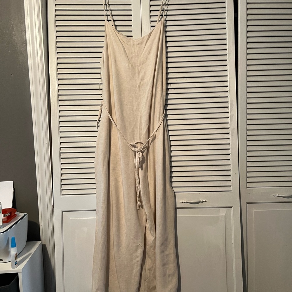 Wide leg jumpsuit